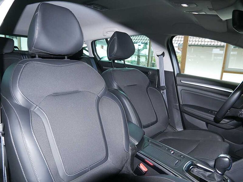 Renault Megane Grandtour Intens E-TECH Plug-in 160