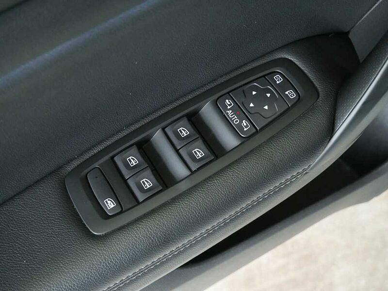 Renault Megane Grandtour Intens E-TECH Plug-in 160