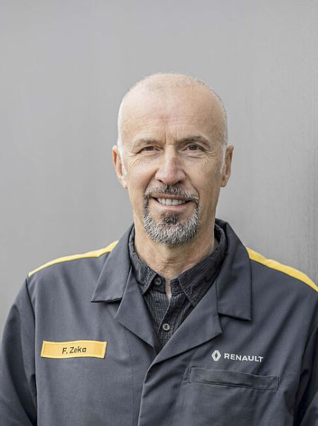 Mann in Arbeitskleidung von Renault