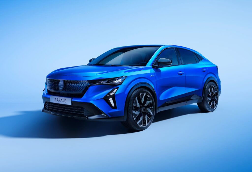 Elegantes blauer Renault Rafale mit sportlichem Design