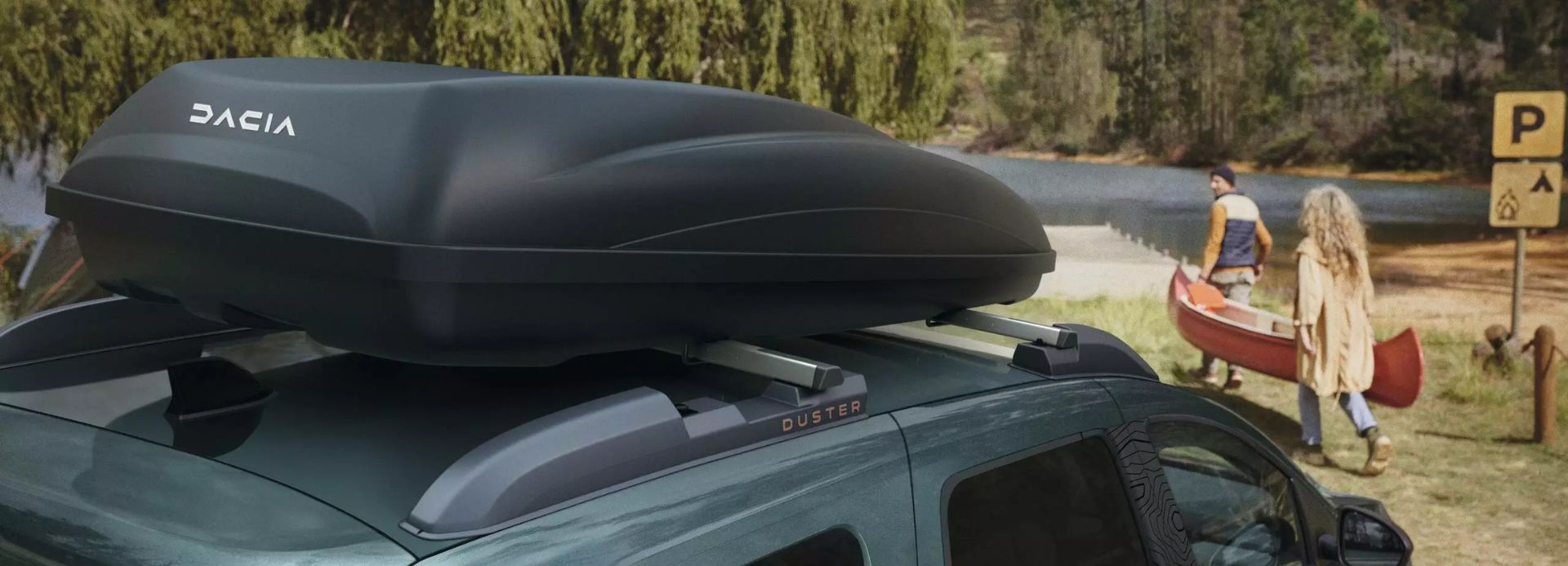 Dachbox auf einem Fahrzeug, Natur